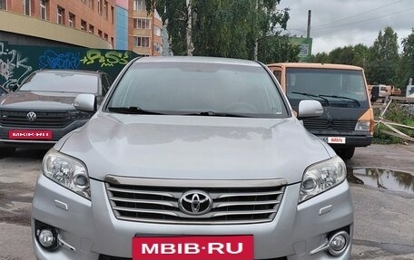 Toyota RAV4, 2011 год, 1 250 000 рублей, 4 фотография