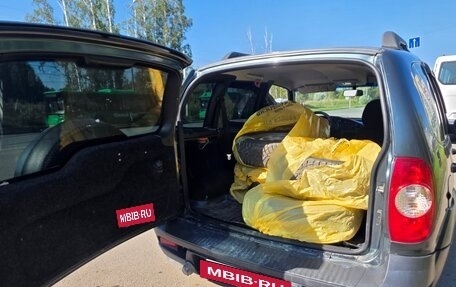 Chevrolet Niva I рестайлинг, 2011 год, 400 000 рублей, 6 фотография