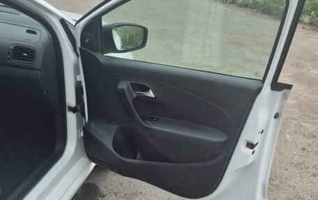 Volkswagen Polo VI (EU Market), 2014 год, 580 000 рублей, 11 фотография