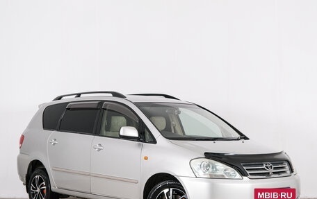 Toyota Ipsum II, 2001 год, 829 000 рублей, 2 фотография