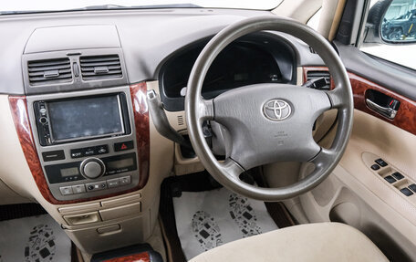 Toyota Ipsum II, 2001 год, 829 000 рублей, 10 фотография
