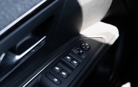 Peugeot 3008 II, 2023 год, 1 650 000 рублей, 15 фотография