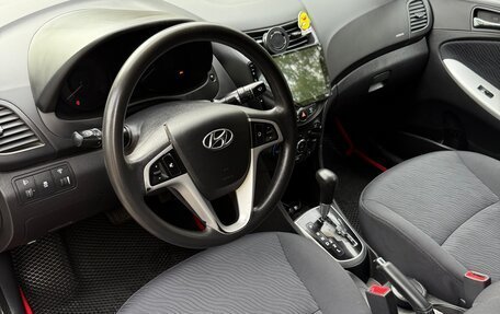 Hyundai Solaris II рестайлинг, 2012 год, 810 000 рублей, 12 фотография
