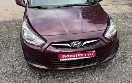 Hyundai Solaris II рестайлинг, 2012 год, 810 000 рублей, 4 фотография