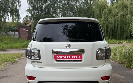 Nissan Patrol, 2010 год, 1 700 000 рублей, 5 фотография
