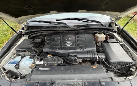 Nissan Patrol, 2010 год, 1 700 000 рублей, 16 фотография