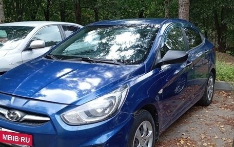 Hyundai Solaris II рестайлинг, 2012 год, 517 000 рублей, 2 фотография