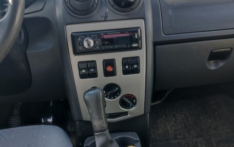 Renault Logan I, 2006 год, 190 000 рублей, 8 фотография