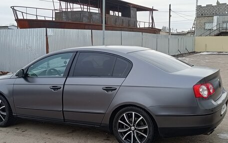Volkswagen Passat B6, 2007 год, 800 000 рублей, 4 фотография