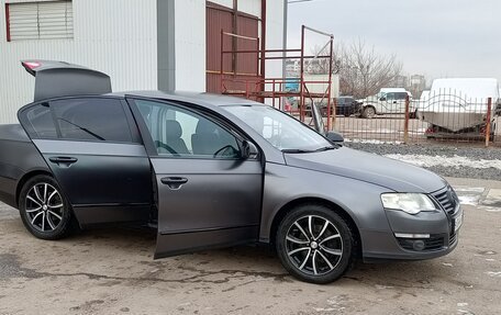 Volkswagen Passat B6, 2007 год, 800 000 рублей, 9 фотография