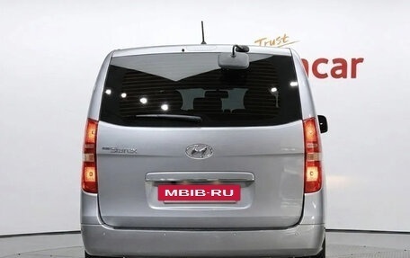Hyundai Grand Starex Grand Starex I рестайлинг 2, 2017 год, 2 260 202 рублей, 8 фотография