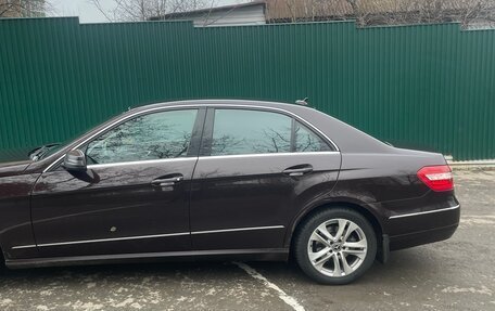 Mercedes-Benz E-Класс, 2010 год, 1 180 000 рублей, 7 фотография