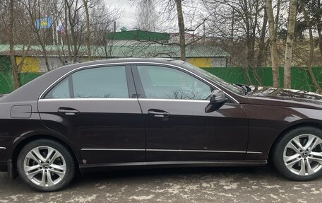 Mercedes-Benz E-Класс, 2010 год, 1 180 000 рублей, 12 фотография