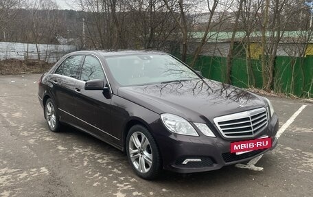 Mercedes-Benz E-Класс, 2010 год, 1 180 000 рублей, 11 фотография