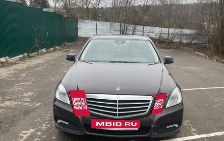 Mercedes-Benz E-Класс, 2010 год, 1 180 000 рублей, 10 фотография