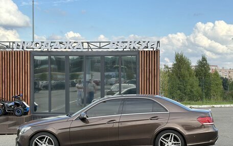 Mercedes-Benz E-Класс, 2015 год, 2 100 000 рублей, 4 фотография