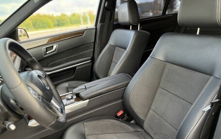 Mercedes-Benz E-Класс, 2015 год, 2 100 000 рублей, 10 фотография
