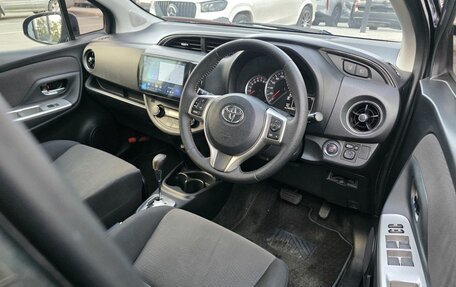 Toyota Vitz, 2016 год, 935 000 рублей, 15 фотография