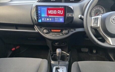 Toyota Vitz, 2016 год, 935 000 рублей, 24 фотография