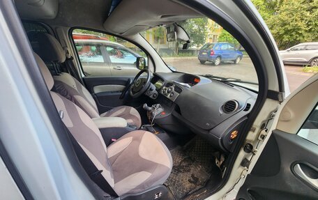 Renault Kangoo II рестайлинг, 2011 год, 675 000 рублей, 7 фотография