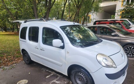 Renault Kangoo II рестайлинг, 2011 год, 675 000 рублей, 2 фотография