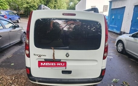 Renault Kangoo II рестайлинг, 2011 год, 675 000 рублей, 6 фотография