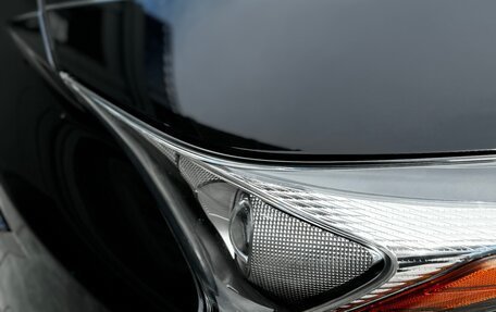 Toyota Prius IV XW50, 2017 год, 2 200 000 рублей, 16 фотография