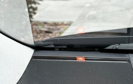 Toyota Prius IV XW50, 2017 год, 2 200 000 рублей, 27 фотография