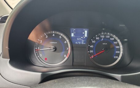 Hyundai Solaris II рестайлинг, 2016 год, 1 000 000 рублей, 8 фотография