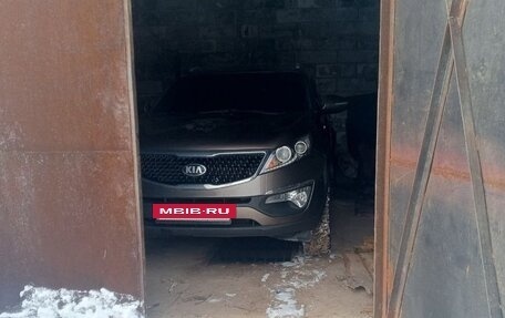 KIA Sportage III, 2015 год, 1 300 000 рублей, 2 фотография