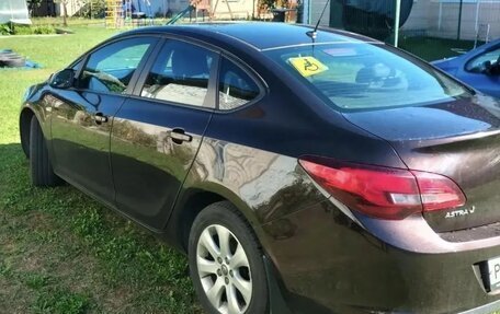 Opel Astra J, 2014 год, 900 000 рублей, 8 фотография