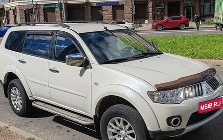 Mitsubishi Pajero Sport II рестайлинг, 2012 год, 2 600 000 рублей, 2 фотография