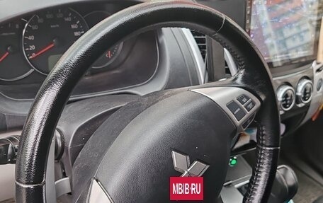 Mitsubishi Pajero Sport II рестайлинг, 2012 год, 2 600 000 рублей, 18 фотография