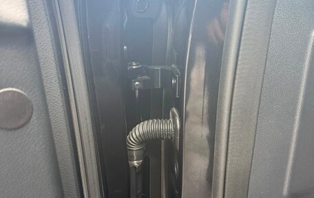 Mercedes-Benz E-Класс, 2019 год, 3 500 000 рублей, 9 фотография