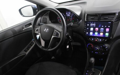 Hyundai Solaris II рестайлинг, 2015 год, 900 000 рублей, 13 фотография