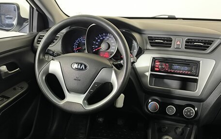 KIA Rio III рестайлинг, 2015 год, 870 000 рублей, 10 фотография