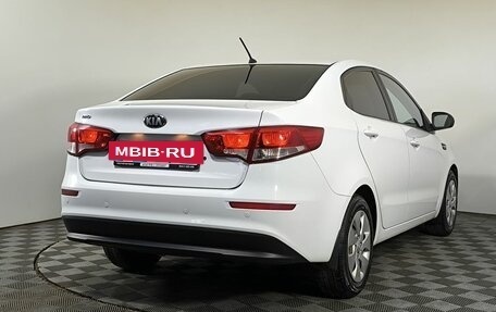 KIA Rio III рестайлинг, 2015 год, 870 000 рублей, 16 фотография