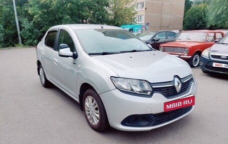Renault Logan II, 2016 год, 760 000 рублей, 5 фотография