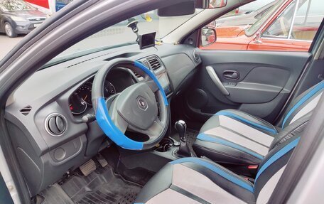 Renault Logan II, 2016 год, 760 000 рублей, 9 фотография