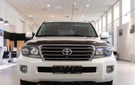 Toyota Land Cruiser 200, 2014 год, 3 490 000 рублей, 2 фотография