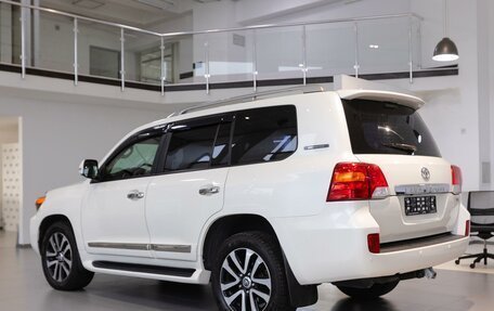 Toyota Land Cruiser 200, 2014 год, 3 490 000 рублей, 6 фотография