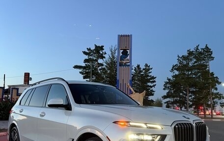 BMW X7, 2023 год, 15 500 000 рублей, 2 фотография