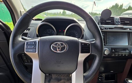 Toyota Land Cruiser Prado 150 рестайлинг 2, 2015 год, 3 350 000 рублей, 7 фотография