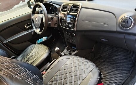 Renault Logan II, 2015 год, 500 000 рублей, 11 фотография