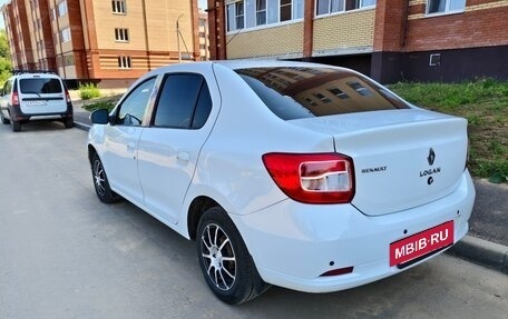 Renault Logan II, 2015 год, 500 000 рублей, 3 фотография