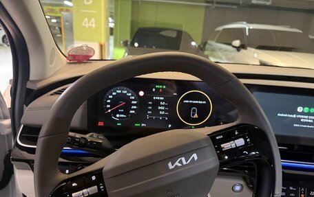 KIA Carnival, 2025 год, 4 884 000 рублей, 8 фотография