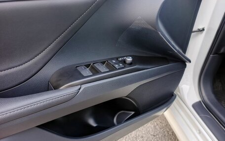 Toyota Camry, 2021 год, 3 699 000 рублей, 19 фотография