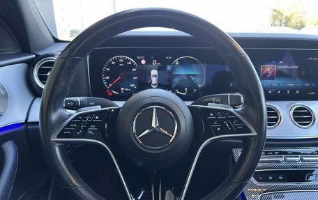Mercedes-Benz E-Класс, 2021 год, 3 349 000 рублей, 20 фотография