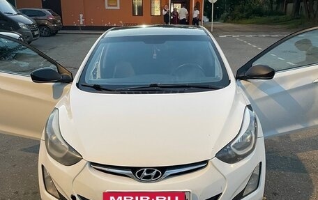 Hyundai Elantra V, 2015 год, 700 000 рублей, 13 фотография