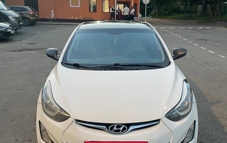 Hyundai Elantra V, 2015 год, 700 000 рублей, 6 фотография
